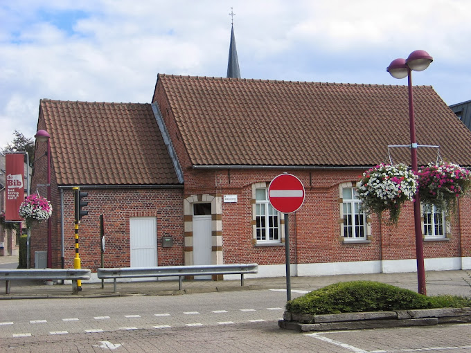 foto van de bibliotheek van Hulshout