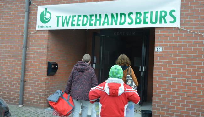 Tweedehandsbeurs © Gezinsbond Houtvenne